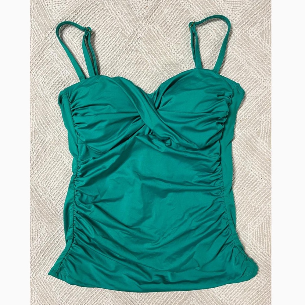 Swimming top